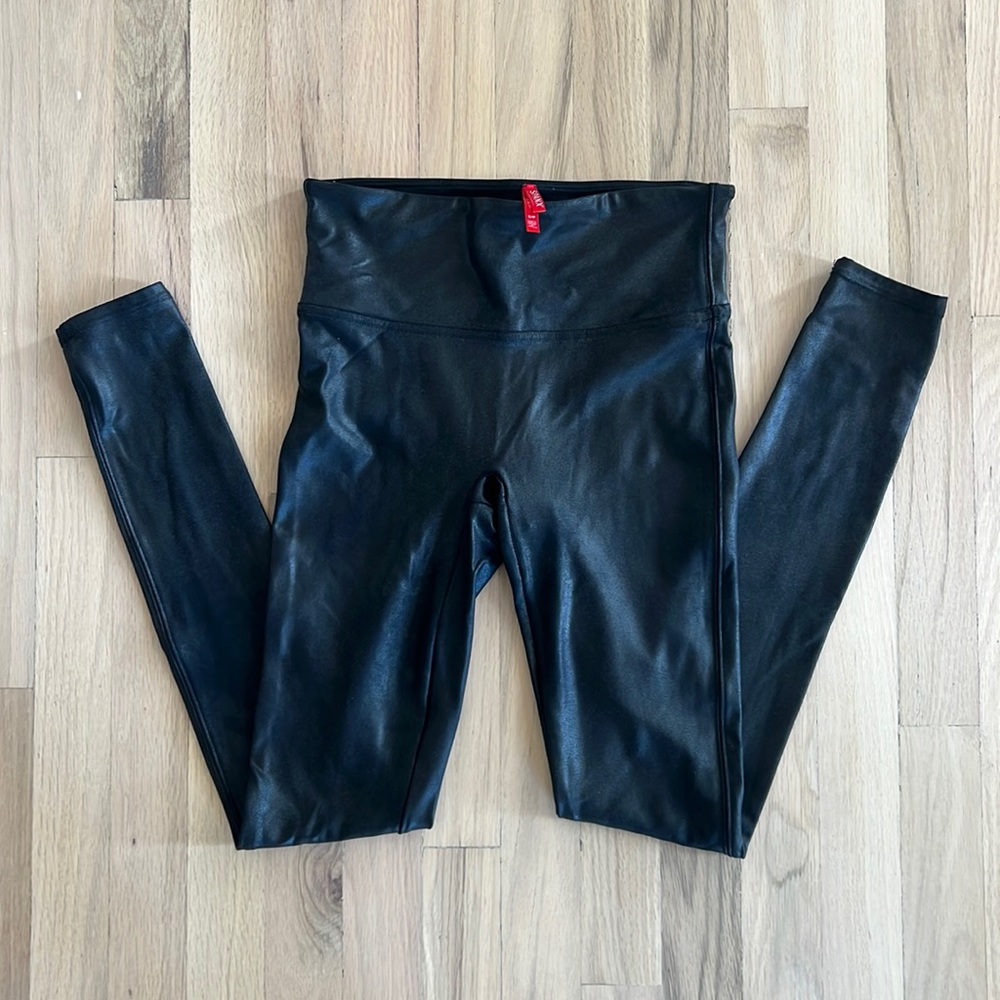 Spanx faux leather shine black legging Small